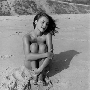 1945, Linda Christian taken by © Bob Landry